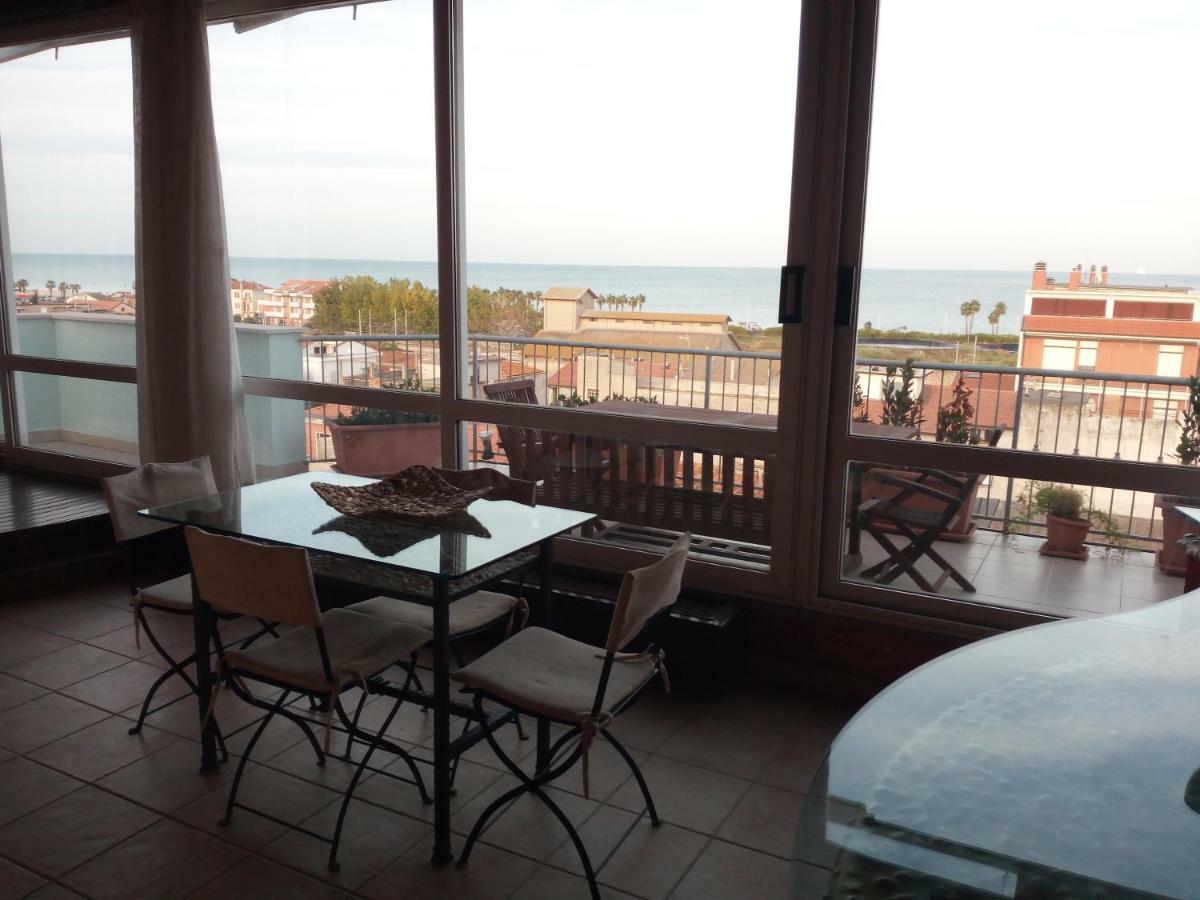 Sky Wellness Apartment Porto Sant'Elpidio Bagian luar foto